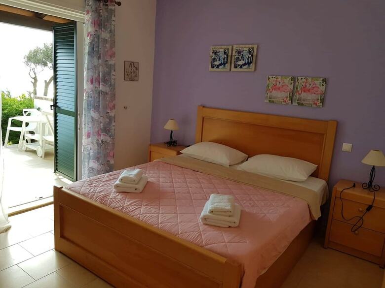 Apartamentos Menigos Ab4g No50 Beachfront 2 Bdr Apt