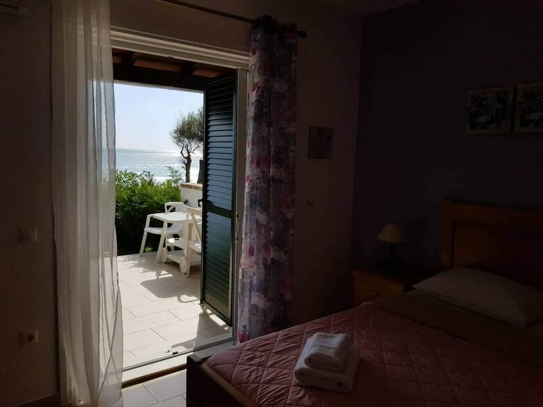 Apartamentos Menigos Ab4g No50 Beachfront 2 Bdr Apt