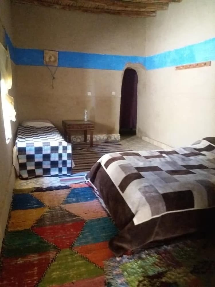 Hotel Afraklie Aubergue Khamlia