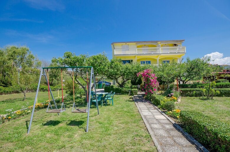 Apartments Boza