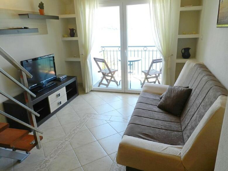 Apartments Klakor Ps