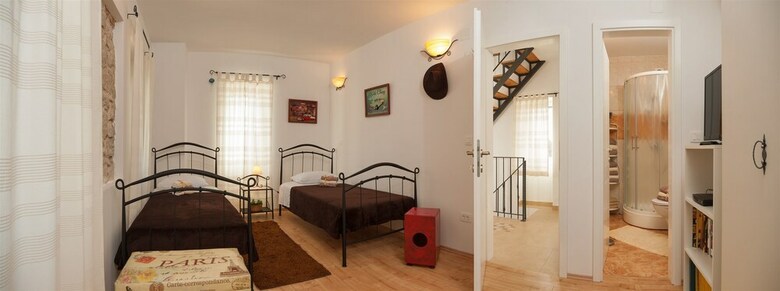 Villa Romantic
