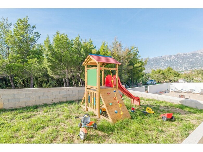 Villa More-with Pool And Garden