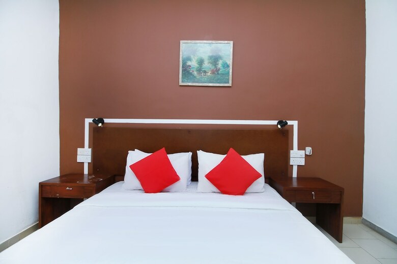Oyo 245 The Kings Bay Hotel