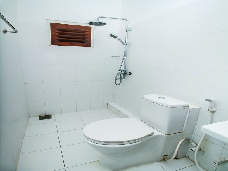 Oyo 245 The Kings Bay Hotel