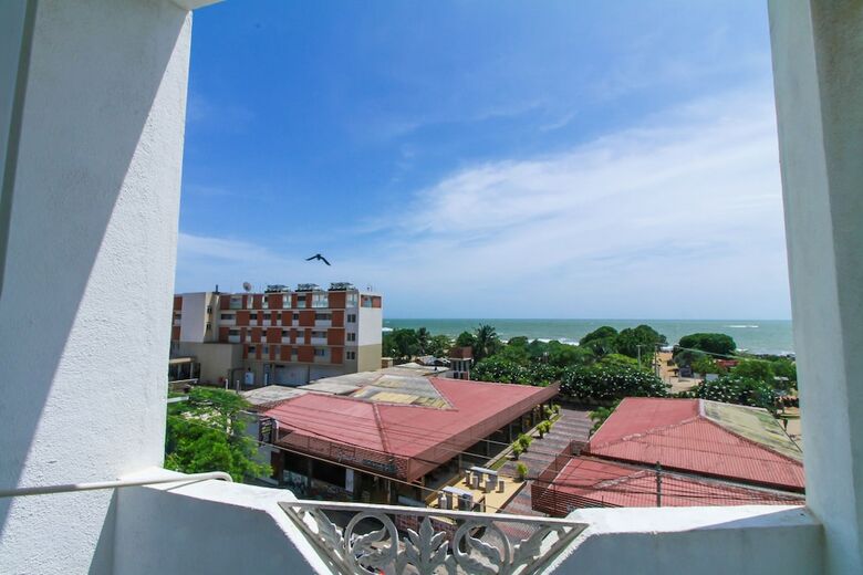 Oyo 245 The Kings Bay Hotel