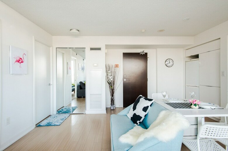 Gorgeous Luxury Condos Near The Cn Tower