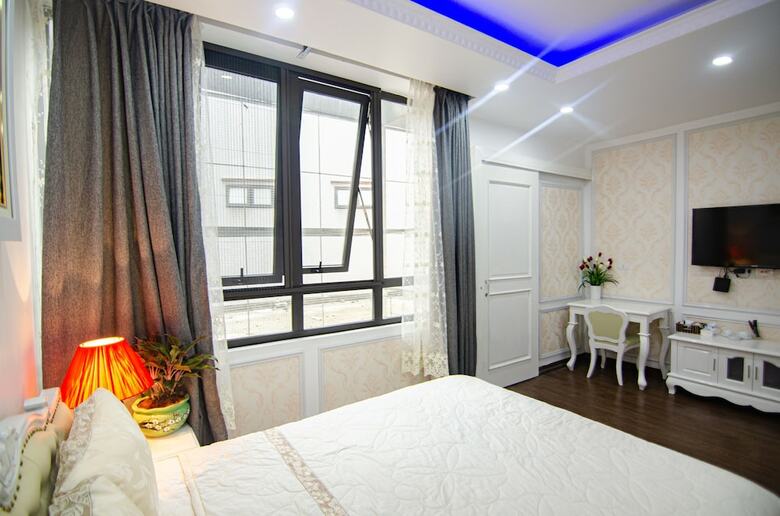 Heaven Hotel 2