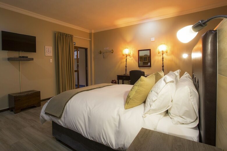 The Royal Palm Bed & Breakfast