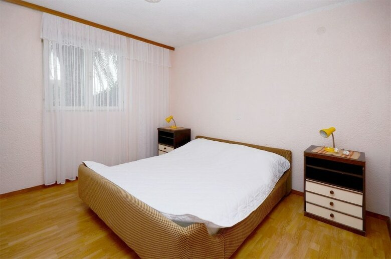 Apartments Radojka
