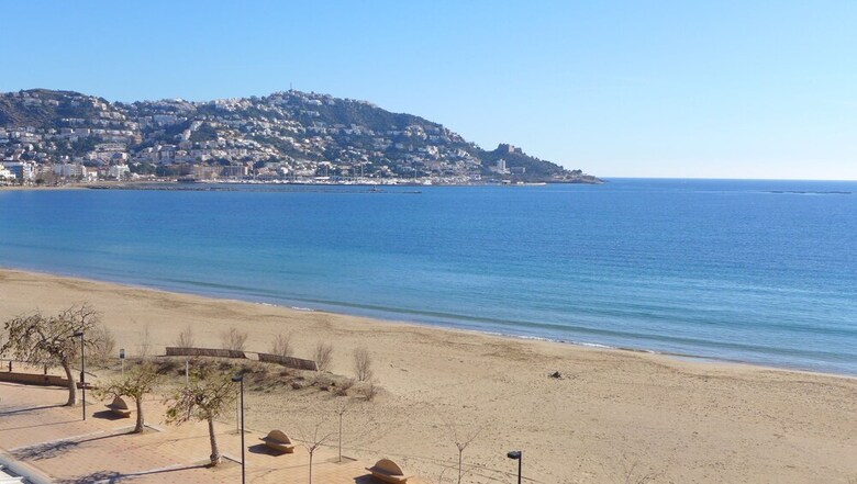 Apartamentos Estudio Castell Nord A-206