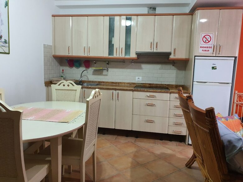 Apartamentos Paqui's Quiet Apt In Playa Ingles