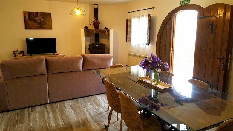 Agroturismo Casas Rurales Almoguer