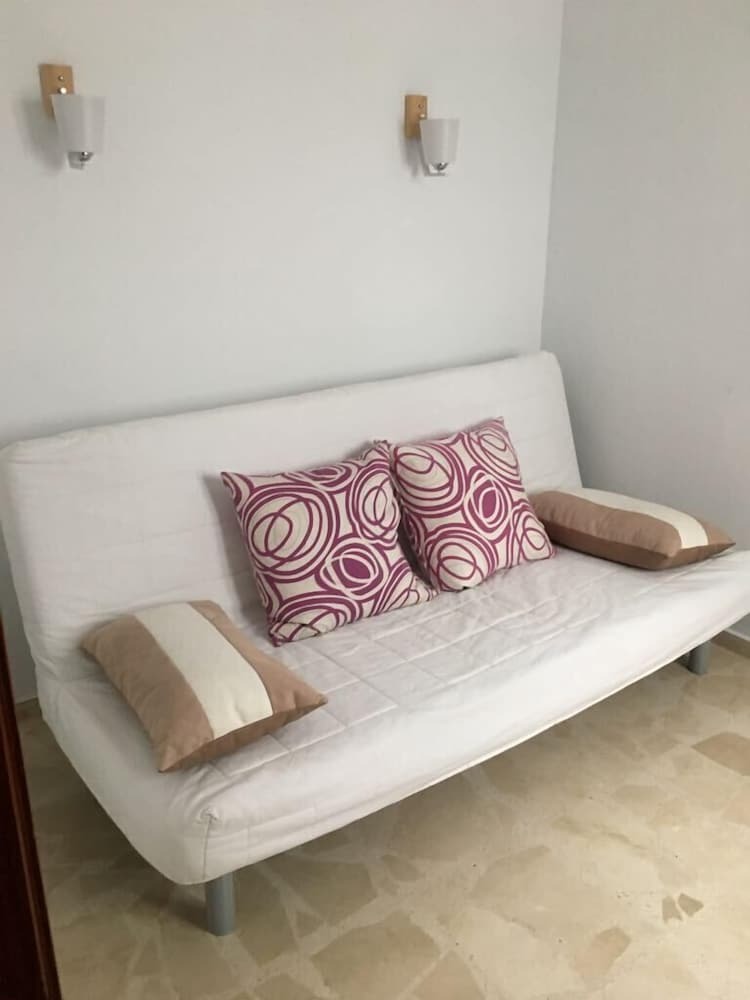 Apartamento de 4 Dormitorios  En J�vea (0633-h)