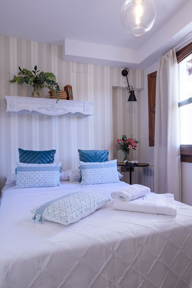 H�xaris Casa Boutiques