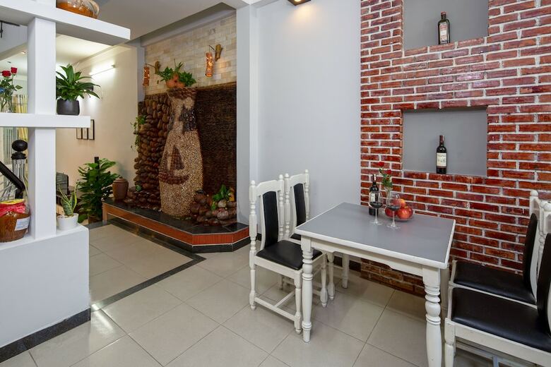 Aparthotel T P House 5