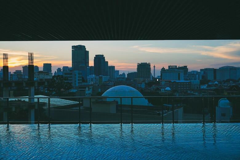 2br Menteng Park Apartment Near Jakarta Cbd