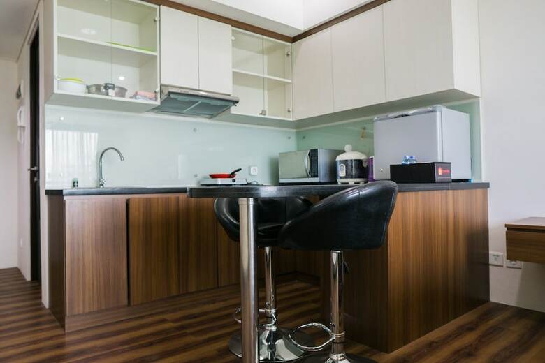 City View Studio Apartment At Tamansari La Grande