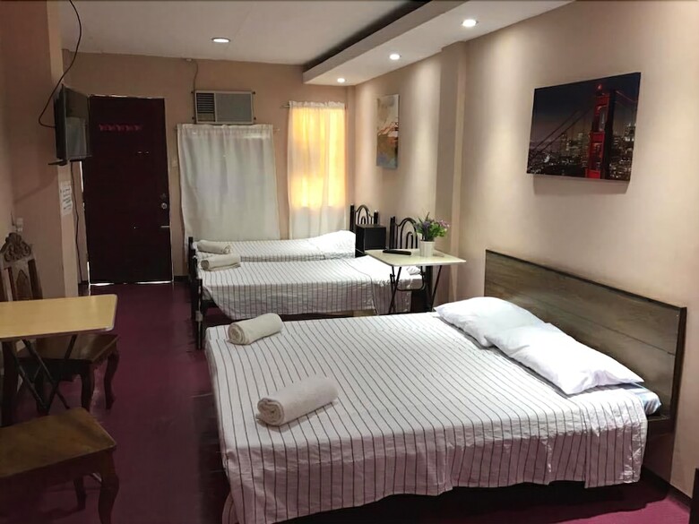 Hotel Casa Sarmiento Travelers Inn