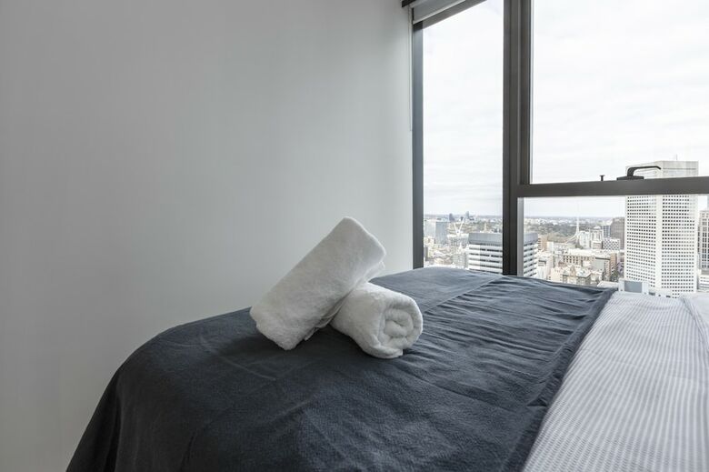 Trendy Melbourne 2 Bedroom Apartment By Bnb Pro