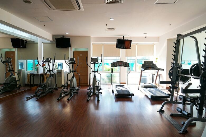Luxurious 3br Apartment At Fx Residence Sudirman