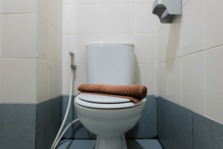 Minimalist Studio Akasa Pure Living Apartement