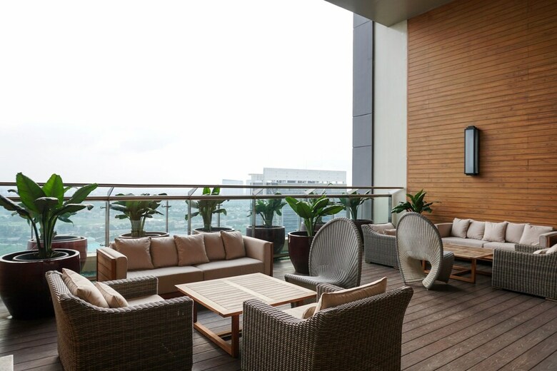 Modern 3br Apartment At St. Moritz Residence