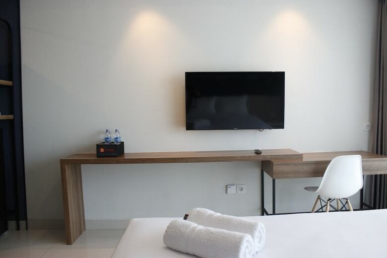 Modern Stylish Studio At Greko Apartment Bandung