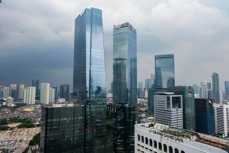 Spacious 3br Apartment At Sahid Sudirman Residence