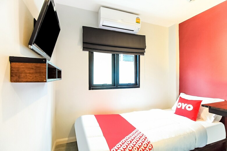 Hotel Oyo 312 Wire Bangkok Hostel Phrakanong