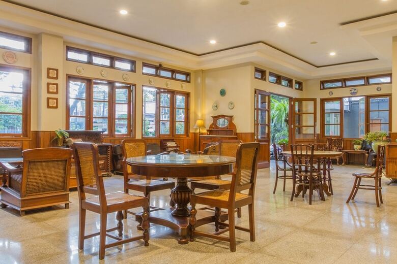 Hotel Reddoorz Near Simpang Dago 2