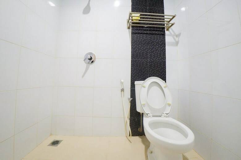 Hotel Reddoorz @ Boulevard Panakkukang Mas