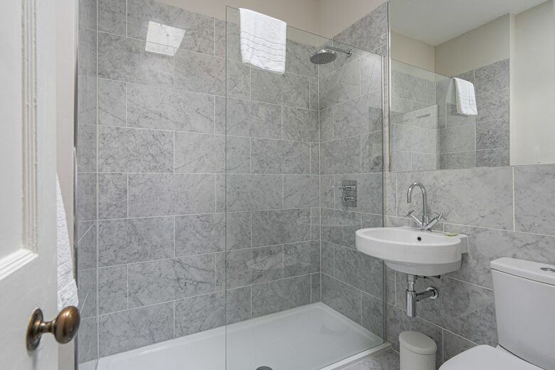 Warriston Crescent Apartment