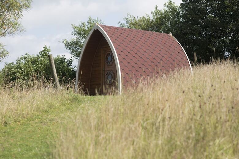 Cabana Camping Pod Near Lake - Campsite.