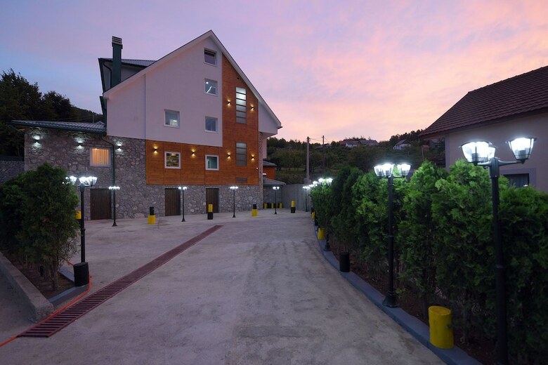 Dream House Hotel