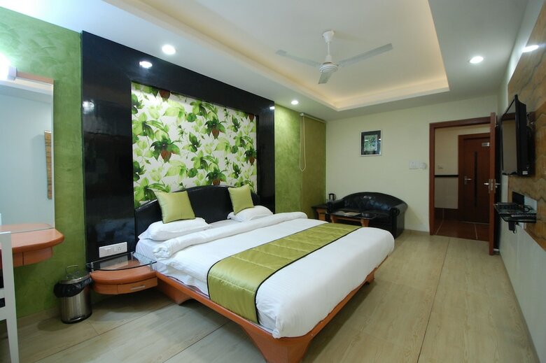 Hotel Ambassador