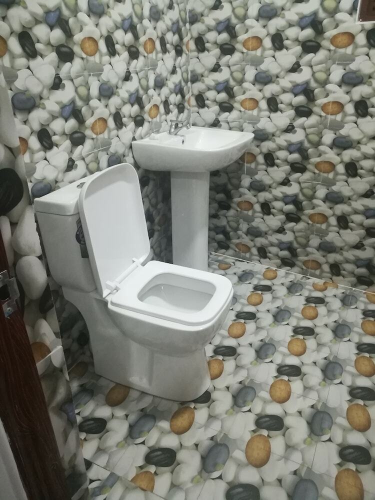 Hotel City Royal White Tourist Rest
