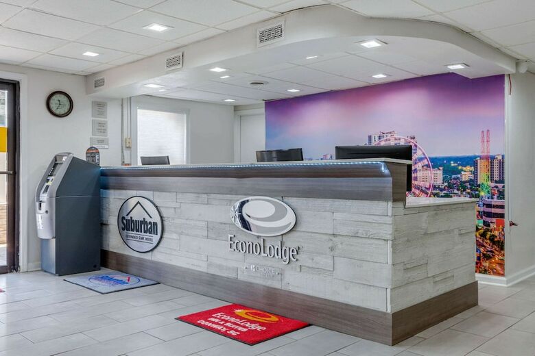 Suburban Extended Stay Hotel At The University