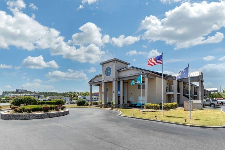 Suburban Extended Stay Hotel At The University