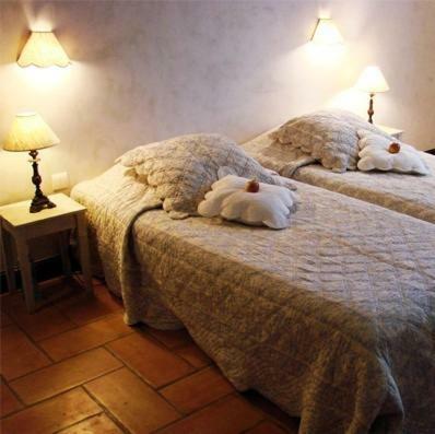 Bed & Breakfast Les Demoiselles De Ladoix