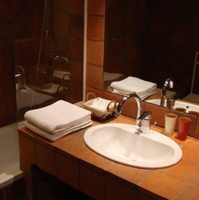 Bed & Breakfast Les Demoiselles De Ladoix