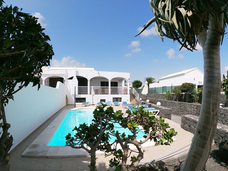 Apartamentos Villa Hydra