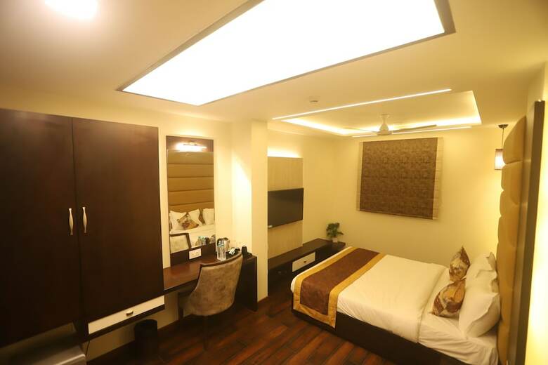 Hotel White Cloud
