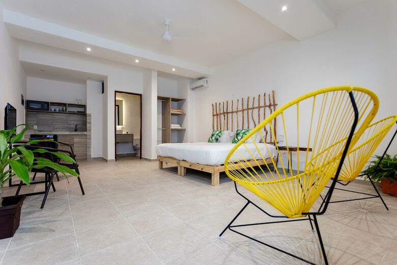 Hotel Dewl Studios & Residences - The Kahlo