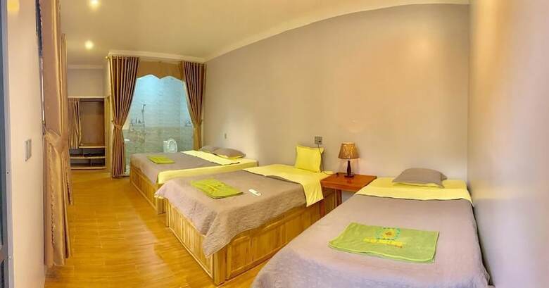Hostal The Art - Golden Jungle House