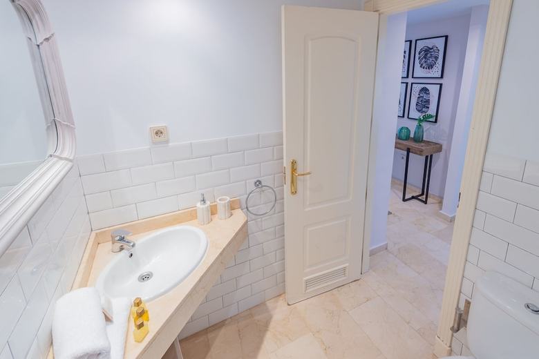 Apartamento Terrazas de Ban�s Sunlit Retreat