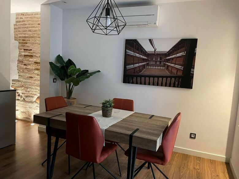 Hotel Qb Almagro Centro