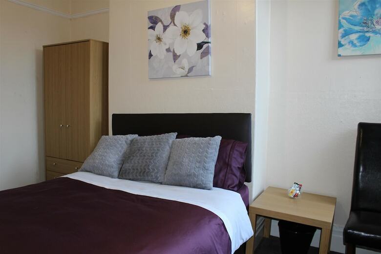 Hotel John St. Town House