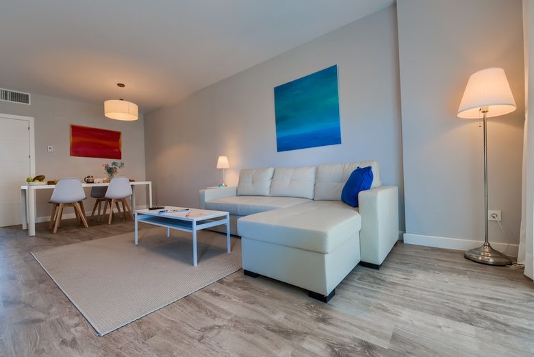 Apartamentos Holidays2 Malaga Ciza�a