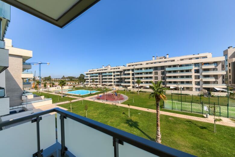 Apartamentos Holidays2 Malaga Ciza�a